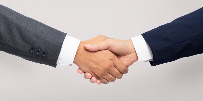 THELIST-Copy-1-50- (800 x 535 px) - LATAM24-1-50-Copy-Kotori-int